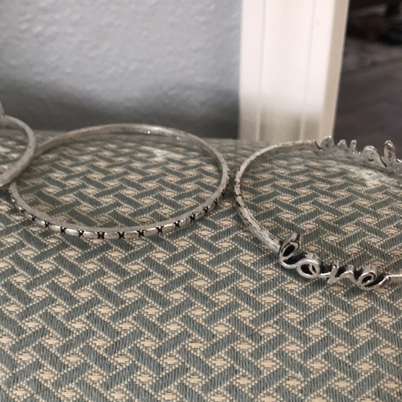 Lia Sophia bangles - Picture 6 of 6